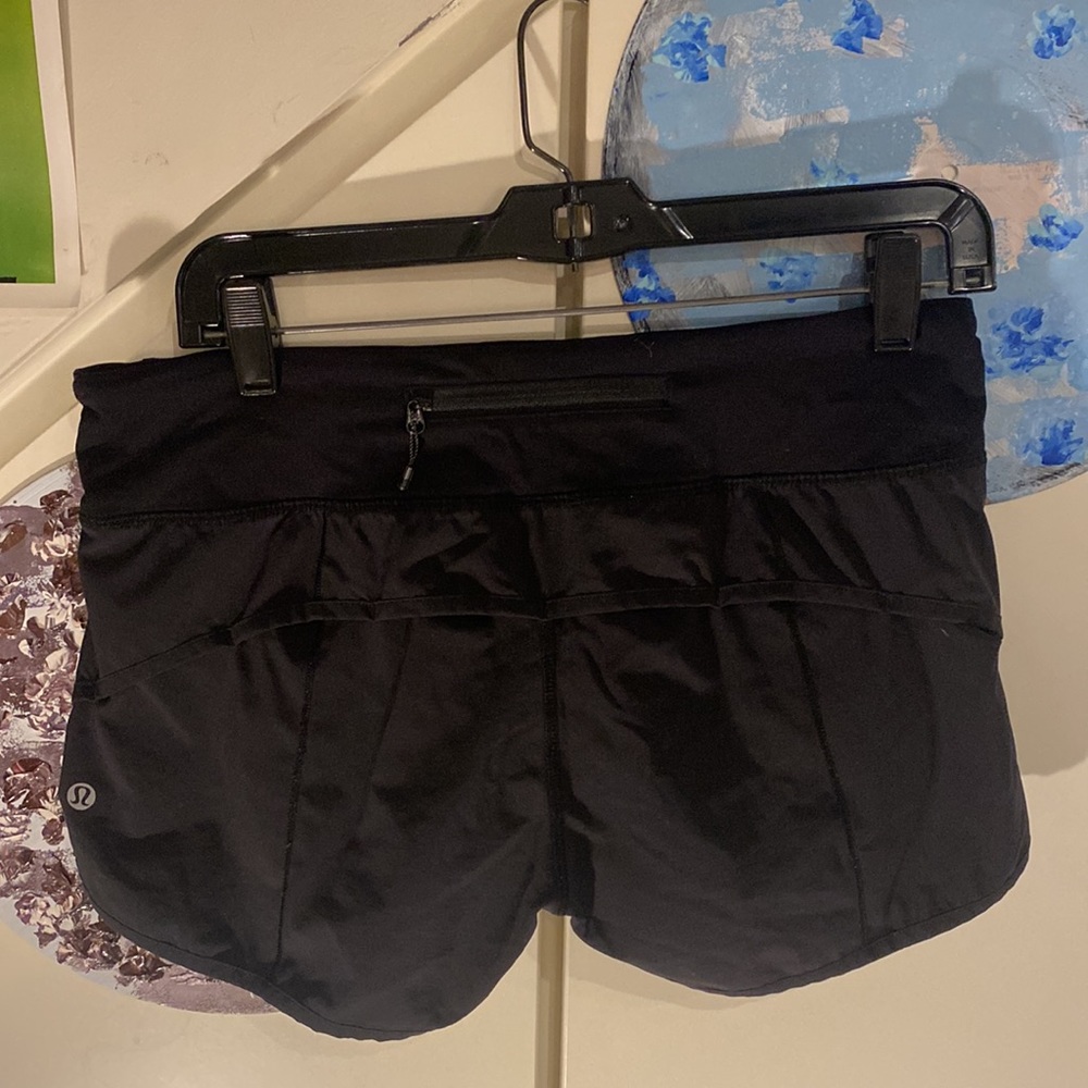 Black lulu shorts